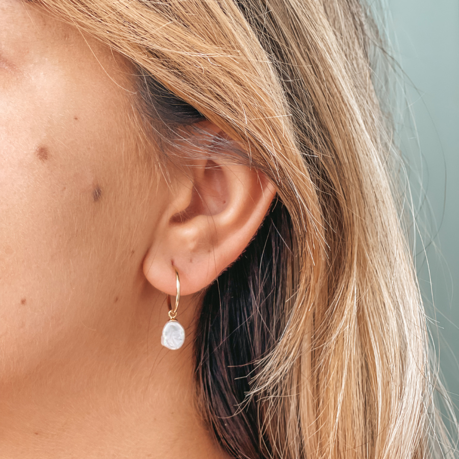 Venus Gold Earrings - Natural Pearls
