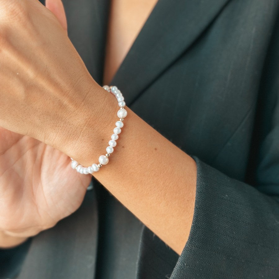 Meghan Gold Bracelet - Natural Pearls - Indira