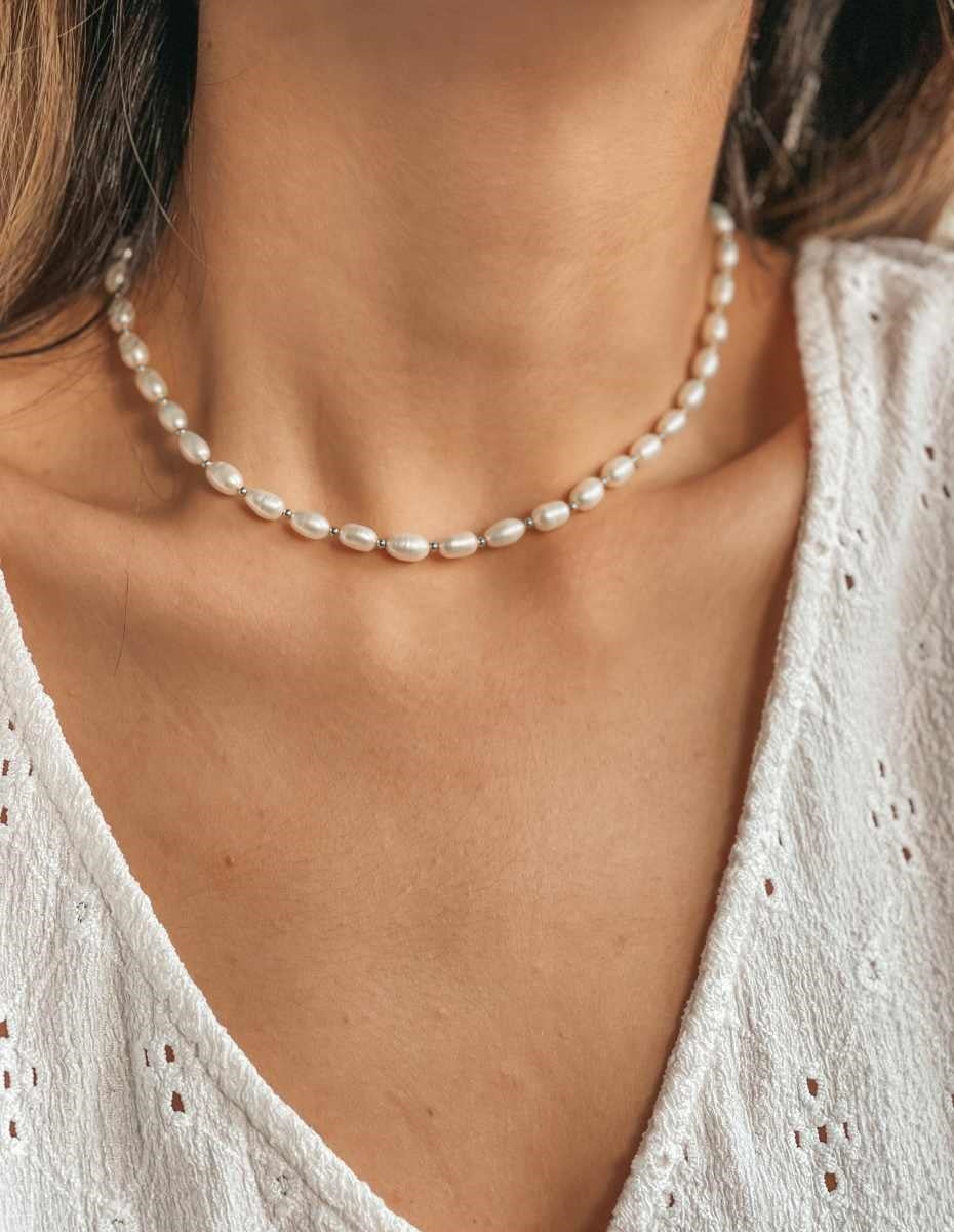 Chérie Silver Necklace - Natural Pearls - Indira