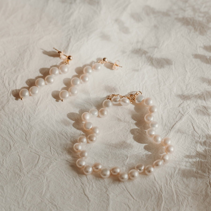 Golden Harmony Silver Bracelet - Natural Pearls - Indira