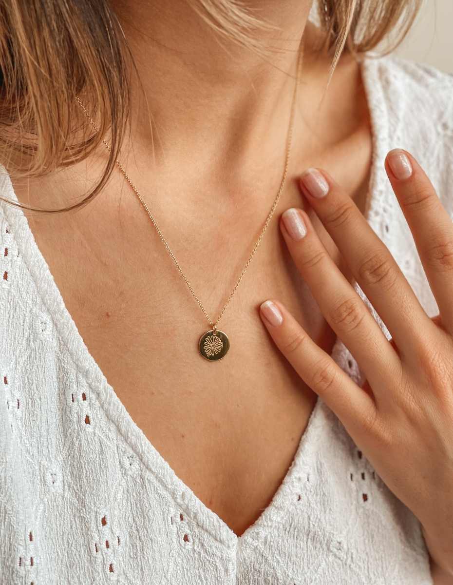 Silver Necklace Birth Flower Golden - April Daisy - Indira