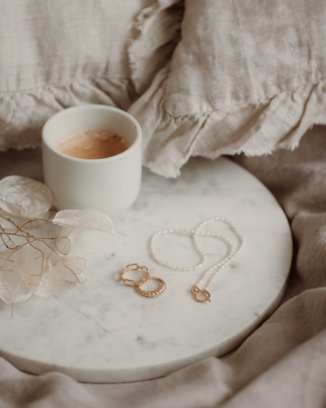 Locked Gold Necklace - Natural Pearls - Indira