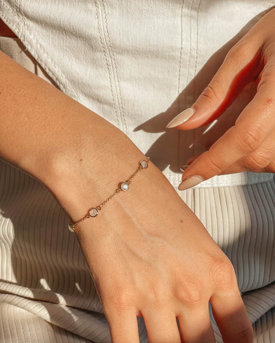 Golden Birthstone Silver Bracelet June - Moonstone - Indira