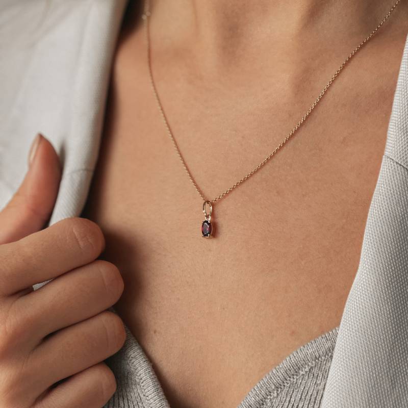 Gold Pendant Red Sparkle - Rhodolite
